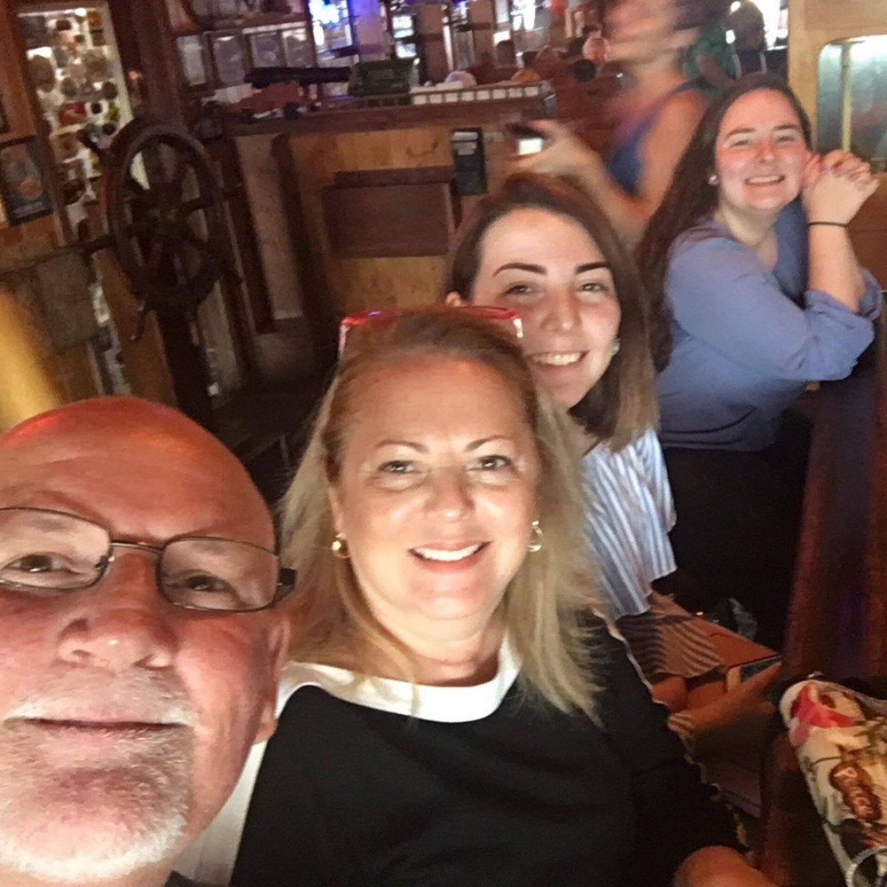 Meet your Posher, Haydee